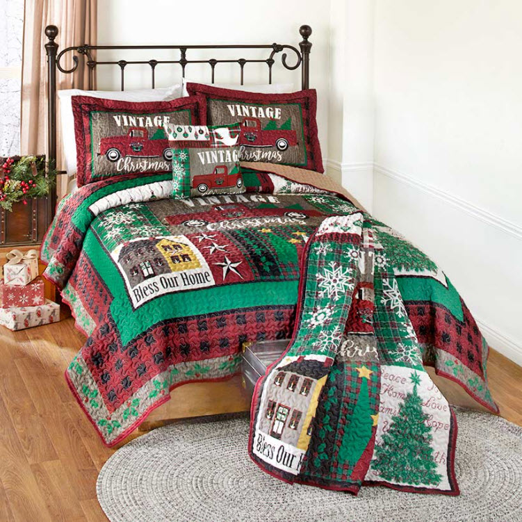 Vintage Christmas Quilted Bedroom Ensemble